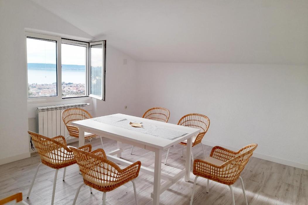 The View Split. Highlight With Roof-Top-Terrace And Pool Kastela Luaran gambar